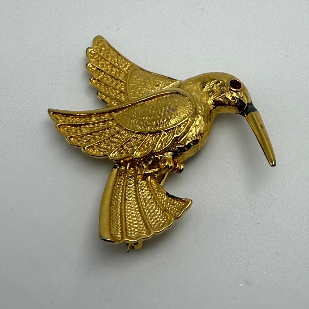 Vintage Monet Hummingbird Brooch Pin Gold Tone Red Eye Textured Bird Jewelry EUC